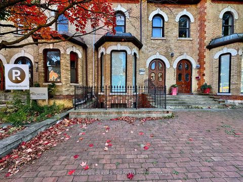 Photo 5 at 167 Carlton Street, Moss Park, Toronto