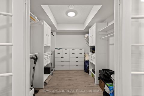 Photo 5 at 1410 - 8 Scollard Street, Annex, Toronto