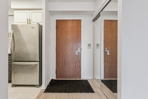 Photo 5 at 508 - 23 Lorraine Drive, Willowdale West, Toronto