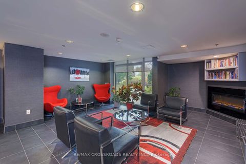 Photo 6 at 114 - 812 Lansdowne Avenue, Junction, Toronto