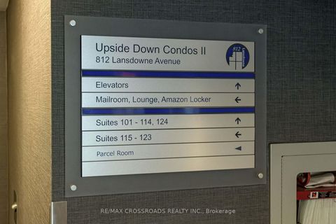 Photo 7 at 114 - 812 Lansdowne Avenue, Junction, Toronto