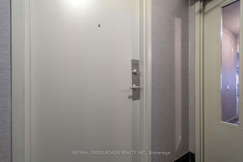 Photo 8 at 114 - 812 Lansdowne Avenue, Junction, Toronto