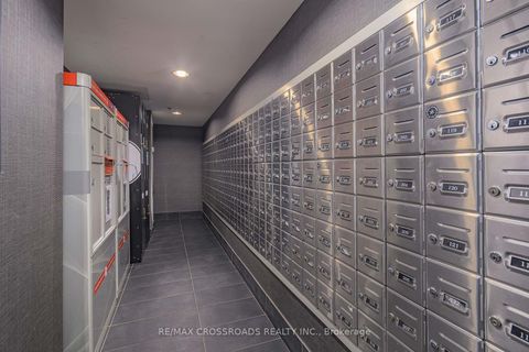 Photo 35 at 114 - 812 Lansdowne Avenue, Junction, Toronto