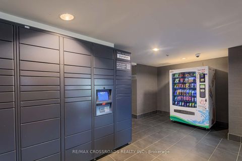 Photo 36 at 114 - 812 Lansdowne Avenue, Junction, Toronto