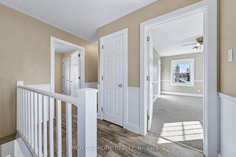 Photo 11 at 44 Newton Street, Wellington, Barrie