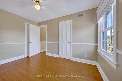 Photo 14 at 44 Newton Street, Wellington, Barrie