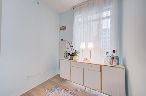 Photo 14 at LPH08 - 55 Oneida Crescent, Langstaff, Richmond Hill