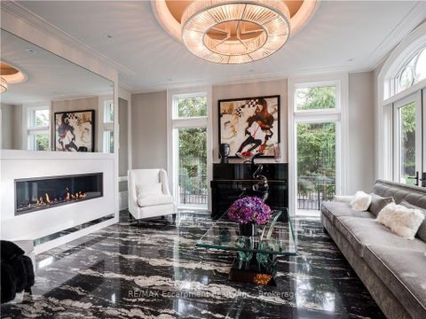 Photo 4 at 15 Chartwell Road, OO Old Oakville, Oakville