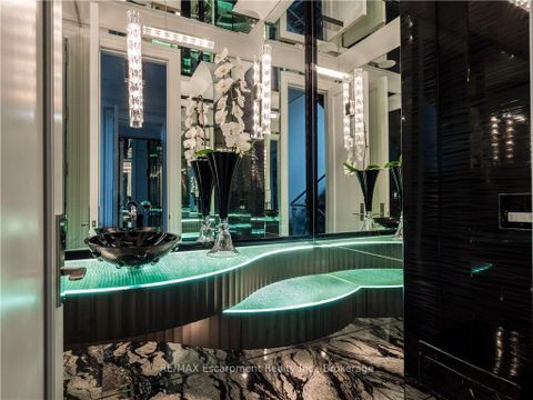 Photo 10 at 15 Chartwell Road, OO Old Oakville, Oakville