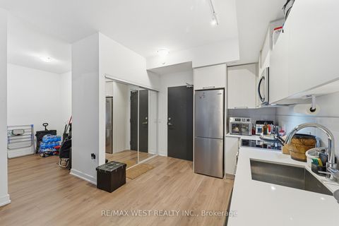 Photo 11 at 306 - 25 Neighbourhood Lane, Queensway, Toronto