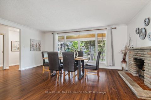 Photo 7 at 222 Alscot Crescent, MO Morrison, Oakville