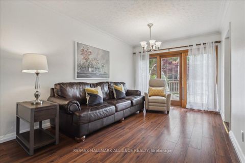 Photo 8 at 222 Alscot Crescent, MO Morrison, Oakville