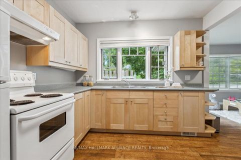 Photo 21 at 222 Alscot Crescent, MO Morrison, Oakville