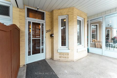 Photo 2 at 205 Markham Street, Bellwoods, Toronto