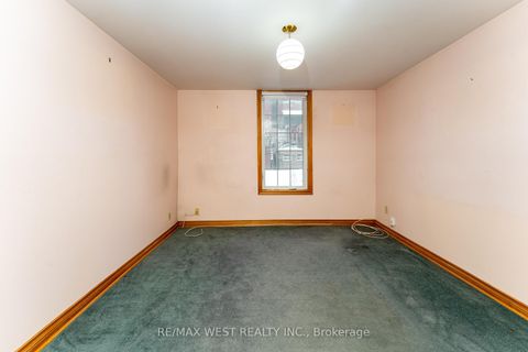 Photo 17 at 205 Markham Street, Bellwoods, Toronto