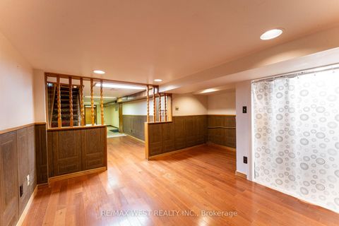 Photo 28 at 205 Markham Street, Bellwoods, Toronto