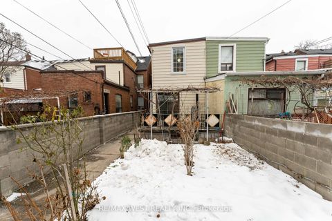 Photo 42 at 205 Markham Street, Bellwoods, Toronto