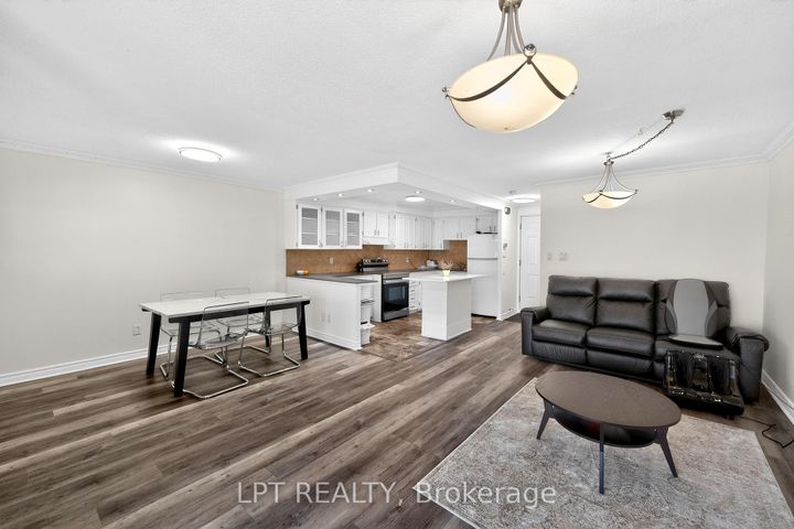 Photo 8 at 103 - 3040 Constitution Boulevard, Applewood, Mississauga