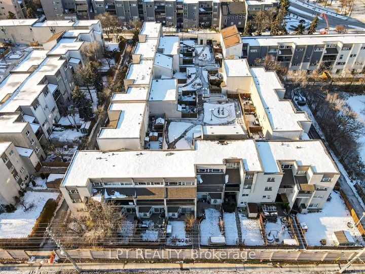 Photo 34 at 103 - 3040 Constitution Boulevard, Applewood, Mississauga