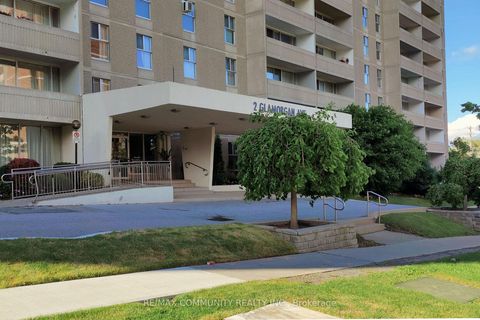 Photo 4 at 213 - 2 Glamorgan Avenue, Dorset Park, Toronto