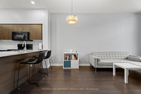 Photo 12 at 104 - 80 Esther Lorrie Drive, Clairville, Toronto