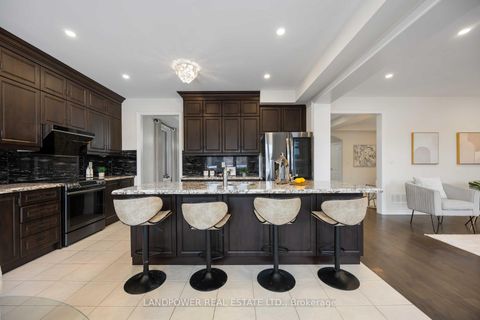 Photo 16 at 689 Somerville Drive, Wyndham, Newmarket