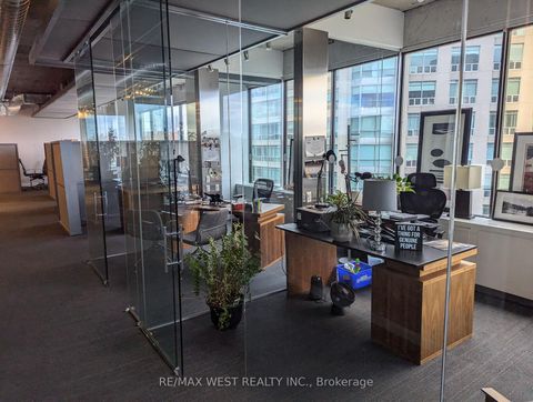 Photo 2 at C05-01 - 920 Yonge Street, Annex, Toronto