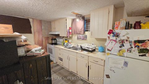 Photo 15 at DUPLEX - 35 BERNICK Drive, Grove East, Barrie