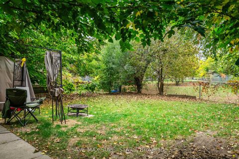 Photo 24 at DUPLEX - 35 BERNICK Drive, Grove East, Barrie