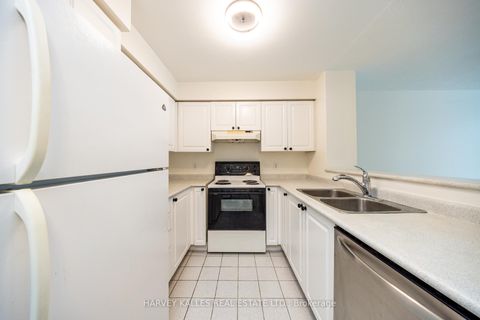 Photo 3 at 107 - 28 Pemberton Avenue, Newtonbrook East, Toronto