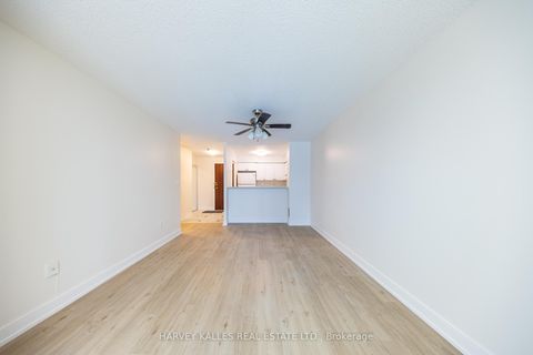 Photo 8 at 107 - 28 Pemberton Avenue, Newtonbrook East, Toronto