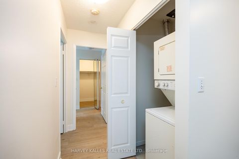 Photo 17 at 107 - 28 Pemberton Avenue, Newtonbrook East, Toronto
