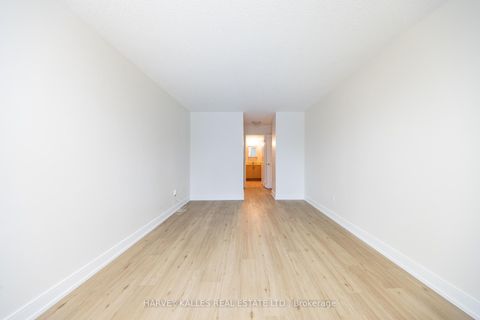 Photo 23 at 107 - 28 Pemberton Avenue, Newtonbrook East, Toronto