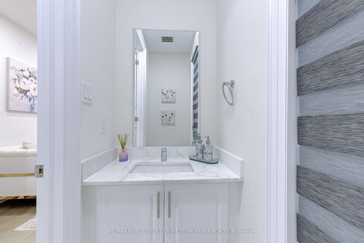 Photo 18 at 73 Dairymaid Road, Credit Valley, Brampton