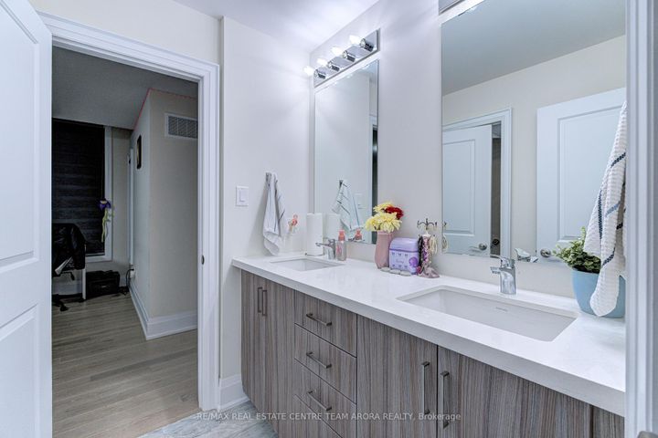 Photo 31 at 73 Dairymaid Road, Credit Valley, Brampton