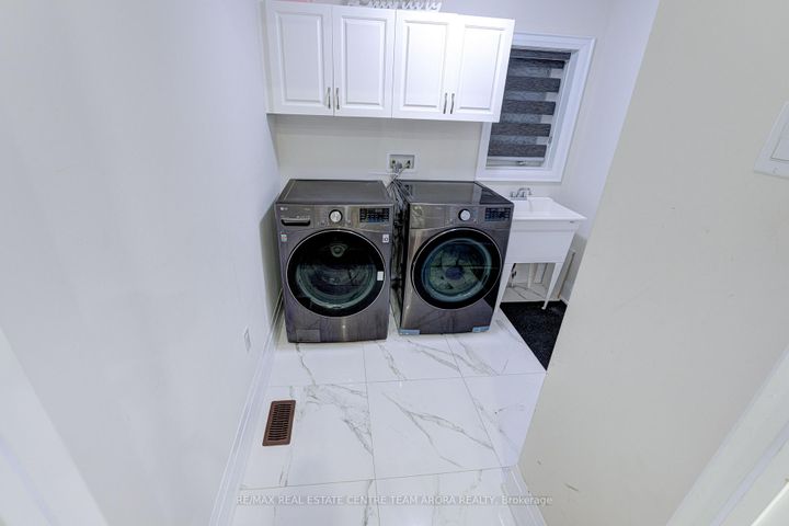 Photo 35 at 73 Dairymaid Road, Credit Valley, Brampton