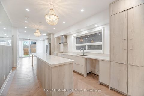 Photo 12 at 629 Shaw Street, Little Italy, Toronto