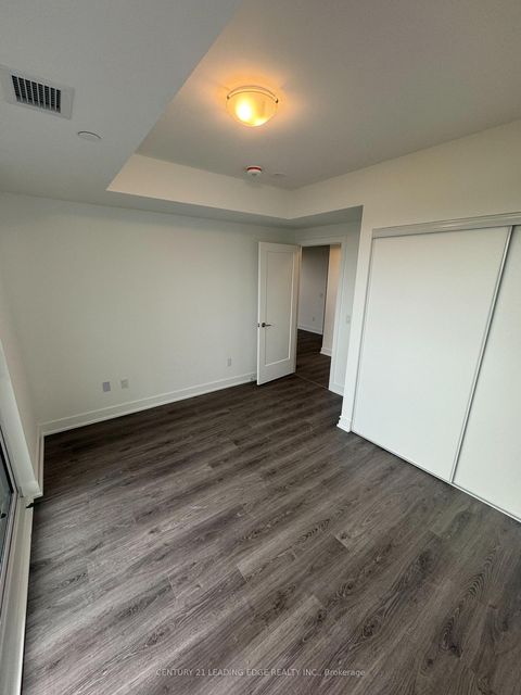 Photo 6 at 403 - 2545 Simcoe Street N, Windfields, Oshawa