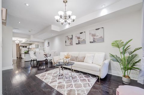 Photo 2 at 237 Ontario Street, Moss Park, Toronto