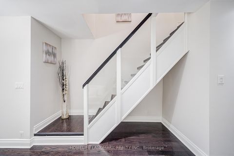 Photo 7 at 237 Ontario Street, Moss Park, Toronto