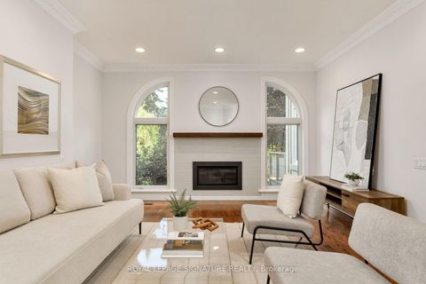 Photo 14 at 31 Lawrie Road, Beverley Glen, Vaughan