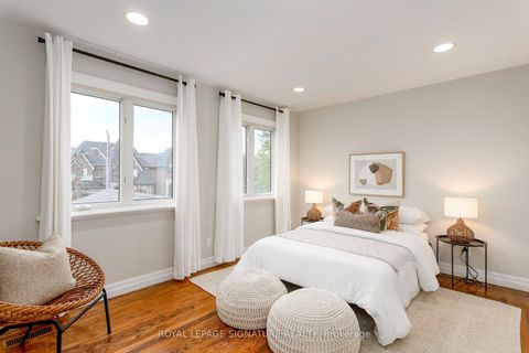 Photo 35 at 31 Lawrie Road, Beverley Glen, Vaughan