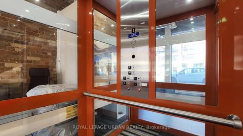 Photo 7 at 200 Spadina Avenue, Chinatown, Toronto