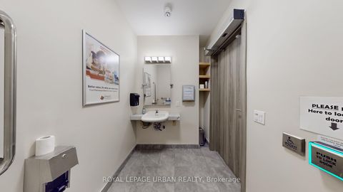 Photo 21 at 200 Spadina Avenue, Chinatown, Toronto