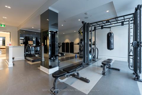 Photo 25 at 303 - 6 Parkwood Avenue, Casa Loma, Toronto