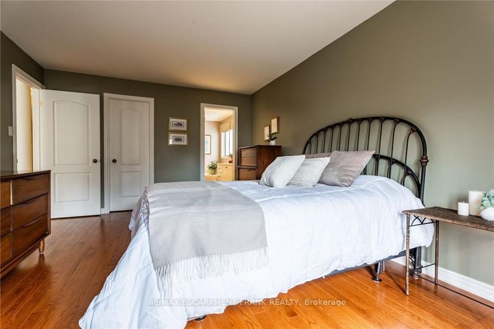 Photo 26 at 345 Southcote Road, Ancaster, Hamilton