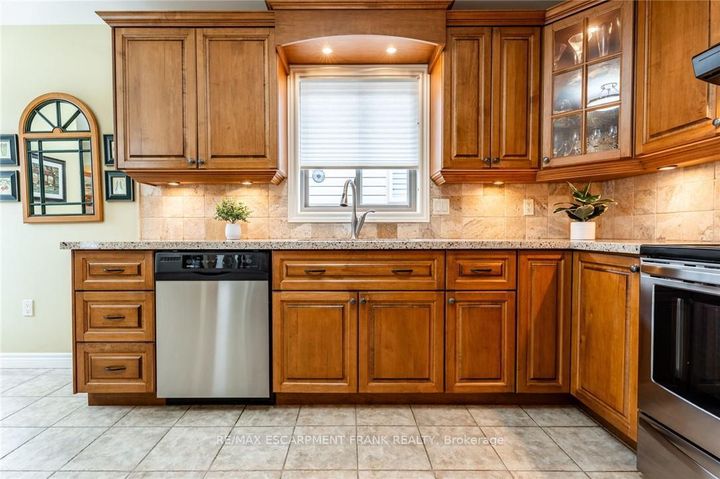 Photo 32 at 345 Southcote Road, Ancaster, Hamilton