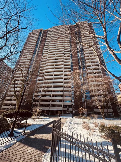 Photo 8 at 1702 - 40 Homewood Avenue, South St. James Town, Toronto