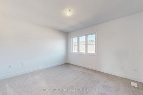 Photo 14 at 37 Turnberry Lane, Painswick South, Barrie