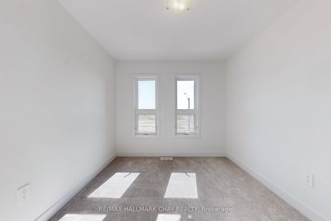 Photo 25 at 37 Turnberry Lane, Painswick South, Barrie